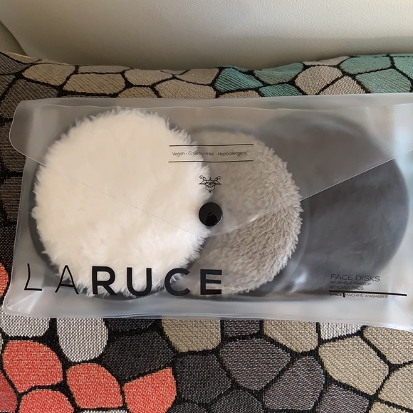 New LA RUCE Reusable Makeup Removing Pads - Picture 5 of 5